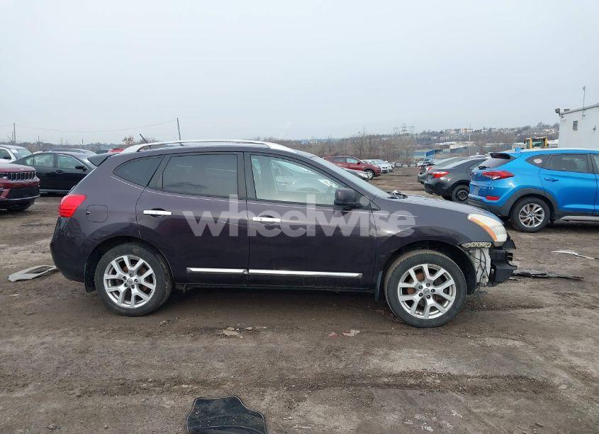 Photo 14 of 2011 Nissan Rogue SV (VIN JN8AS5MVXBW301476)