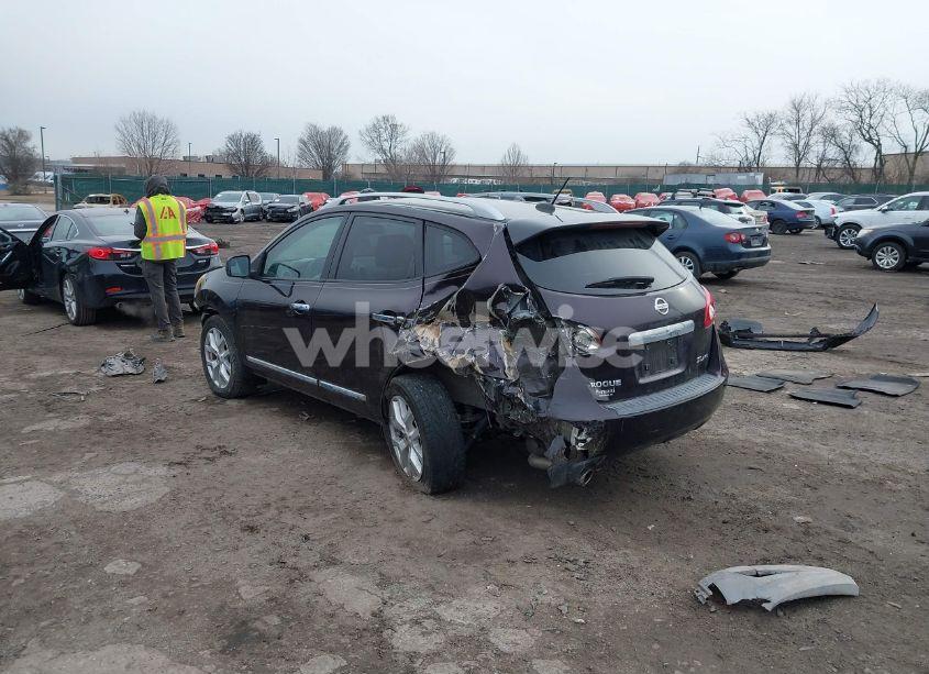 Photo 3 of 2011 Nissan Rogue SV (VIN JN8AS5MVXBW301476)