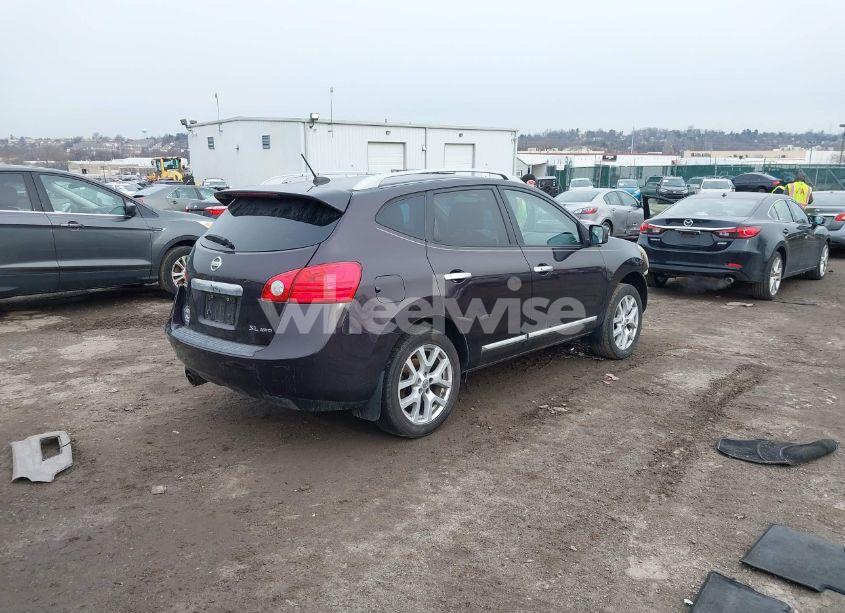 Photo 4 of 2011 Nissan Rogue SV (VIN JN8AS5MVXBW301476)