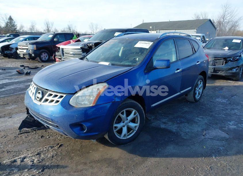 Photo 2 of 2011 Nissan Rogue SV (VIN JN8AS5MVXBW313062)