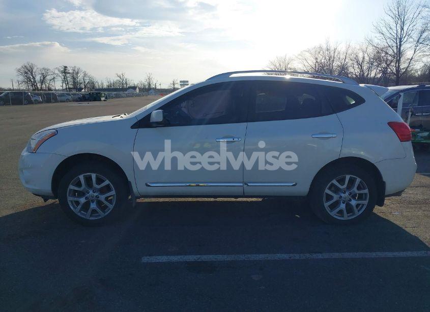Photo 14 of 2011 Nissan Rogue SV (VIN JN8AS5MVXBW315684)