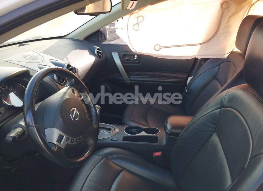 Photo 5 of 2011 Nissan Rogue SV (VIN JN8AS5MVXBW315684)