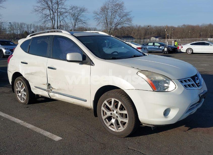 Photo 6 of 2011 Nissan Rogue SV (VIN JN8AS5MVXBW315684)