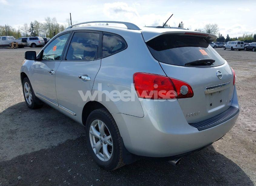 Photo 3 of 2011 Nissan Rogue SV (VIN JN8AS5MVXBW670192)