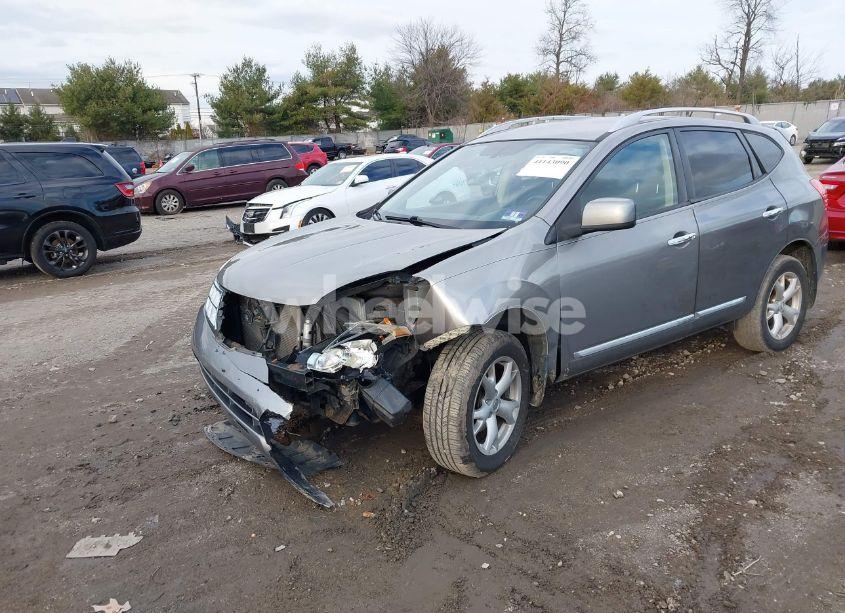 Photo 2 of 2011 Nissan Rogue SV (VIN JN8AS5MVXBW690703)