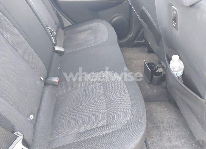 Photo 8 of 2012 Nissan Rogue S (VIN JN8AS5MVXCW399250)