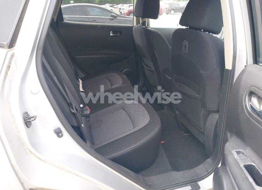 Photo 8 of 2012 Nissan Rogue SV (VIN JN8AS5MVXCW719134)