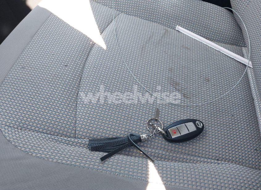 Photo 11 of 2013 Nissan Rogue SV (VIN JN8AS5MVXDW102141)