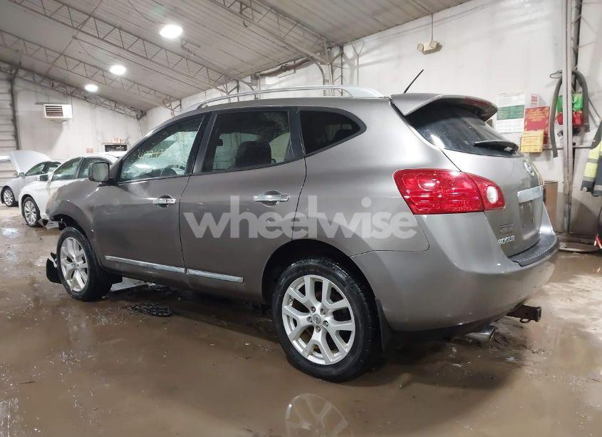 Photo 3 of 2013 Nissan Rogue SV W/SL PKG (VIN JN8AS5MVXDW121773)