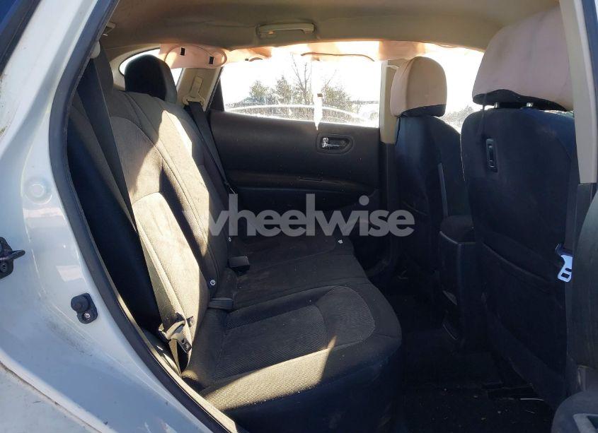 Photo 8 of 2013 Nissan Rogue S (VIN JN8AS5MVXDW131669)