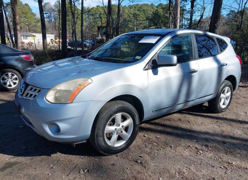 Photo 2 of 2013 Nissan Rogue S (VIN JN8AS5MVXDW137844)