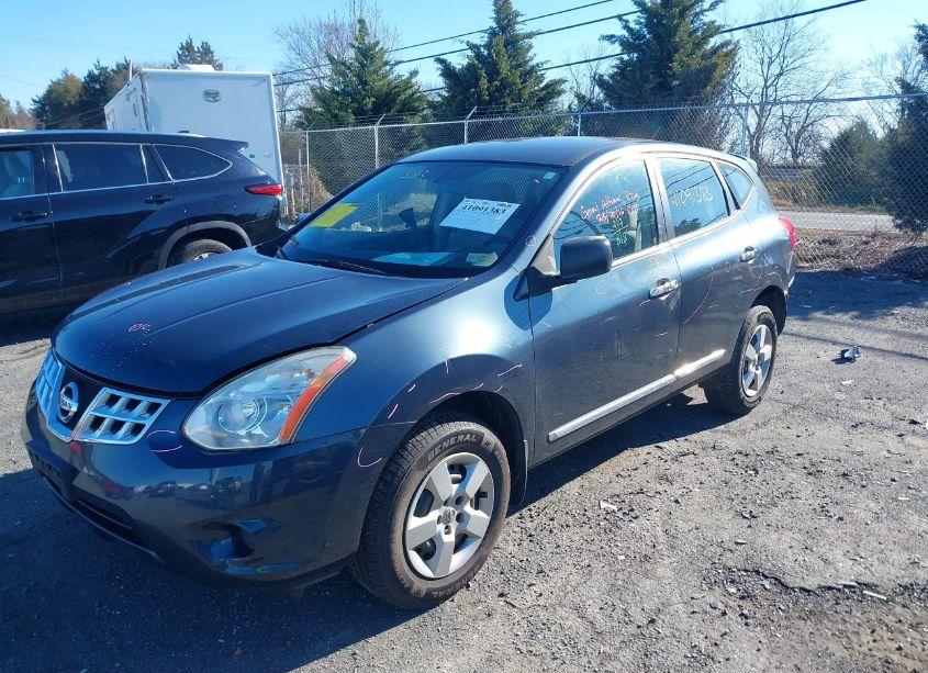 Photo 2 of 2013 Nissan Rogue S (VIN JN8AS5MVXDW142445)