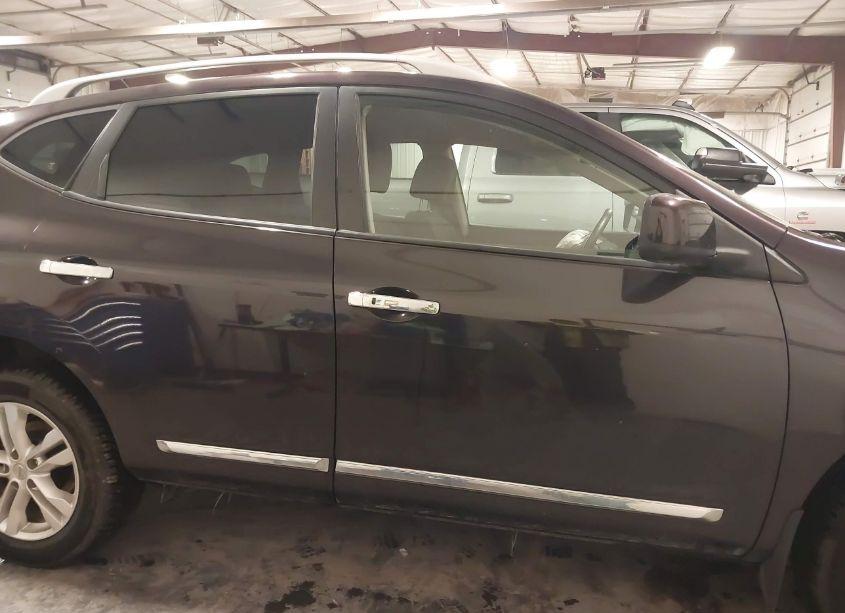 Photo 14 of 2013 Nissan Rogue SV (VIN JN8AS5MVXDW142526)