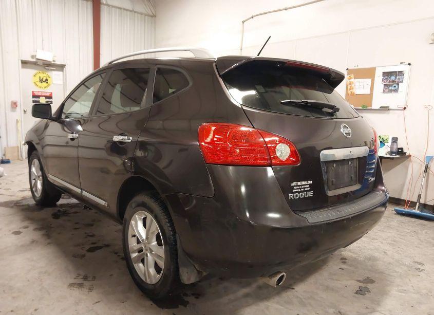 Photo 3 of 2013 Nissan Rogue SV (VIN JN8AS5MVXDW142526)