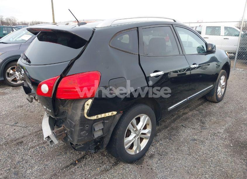 Photo 4 of 2013 Nissan Rogue SV (VIN JN8AS5MVXDW606687)