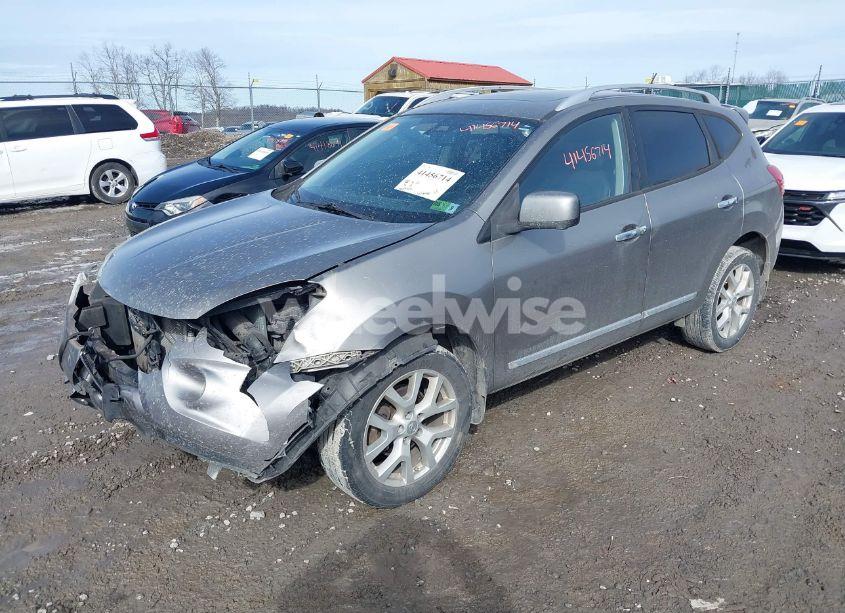 Photo 2 of 2013 Nissan Rogue SV W/SL PKG (VIN JN8AS5MVXDW618032)
