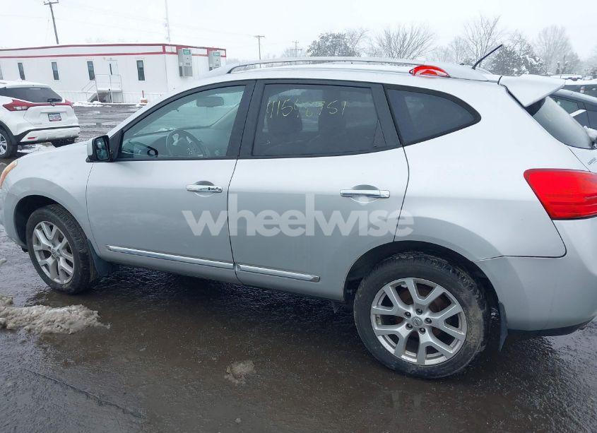 Photo 14 of 2013 Nissan Rogue SV W/SL PKG (VIN JN8AS5MVXDW618208)