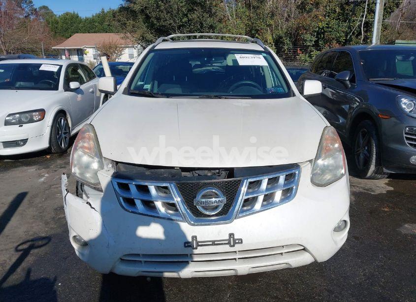 Photo 12 of 2013 Nissan Rogue SV (VIN JN8AS5MVXDW636305)