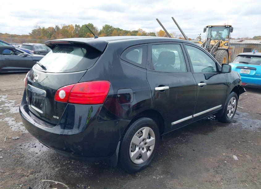 Photo 4 of 2013 Nissan Rogue S (VIN JN8AS5MVXDW656697)