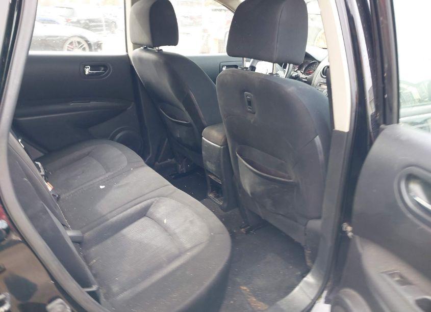 Photo 8 of 2013 Nissan Rogue S (VIN JN8AS5MVXDW656697)