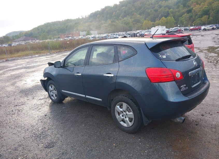 Photo 3 of 2013 Nissan Rogue S (VIN JN8AS5MVXDW656800)