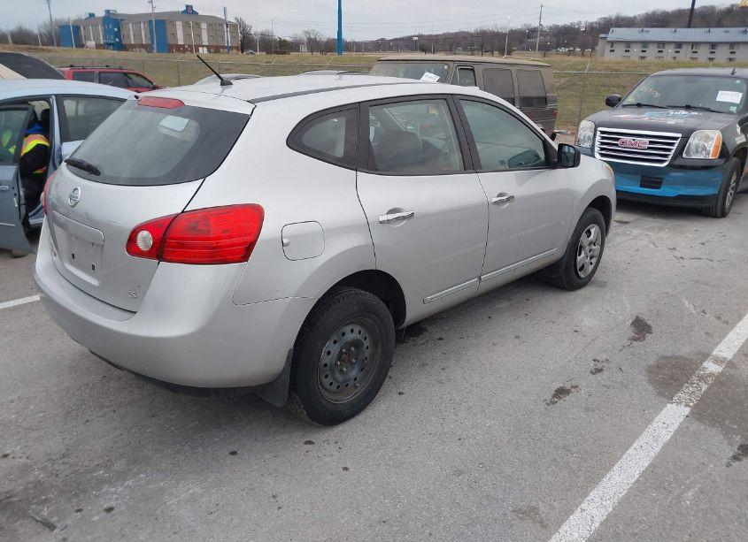 Photo 4 of 2013 Nissan Rogue S (VIN JN8AS5MVXDW661477)
