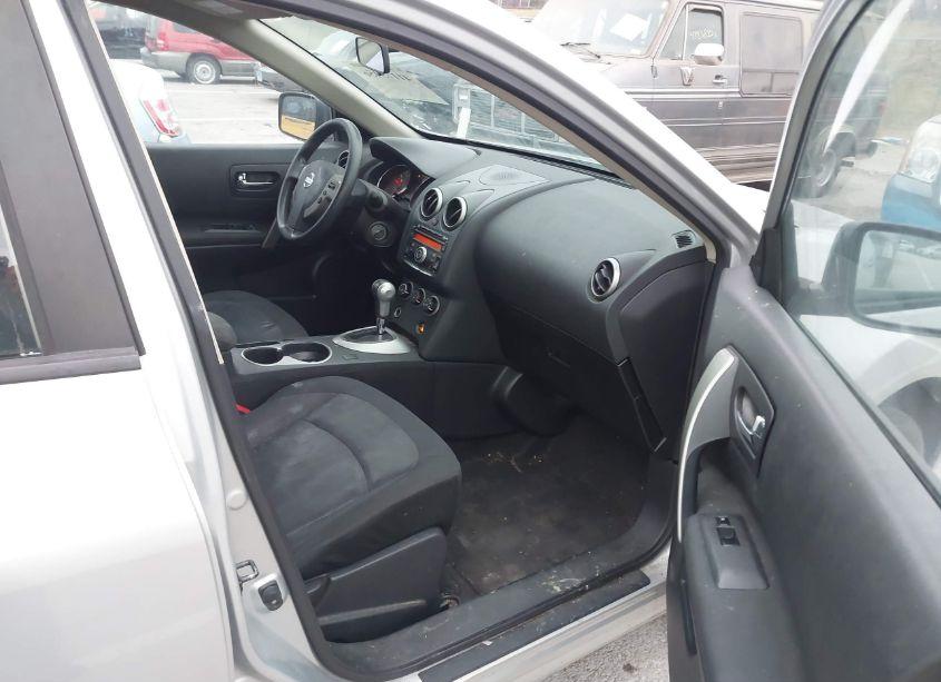 Photo 5 of 2013 Nissan Rogue S (VIN JN8AS5MVXDW661477)