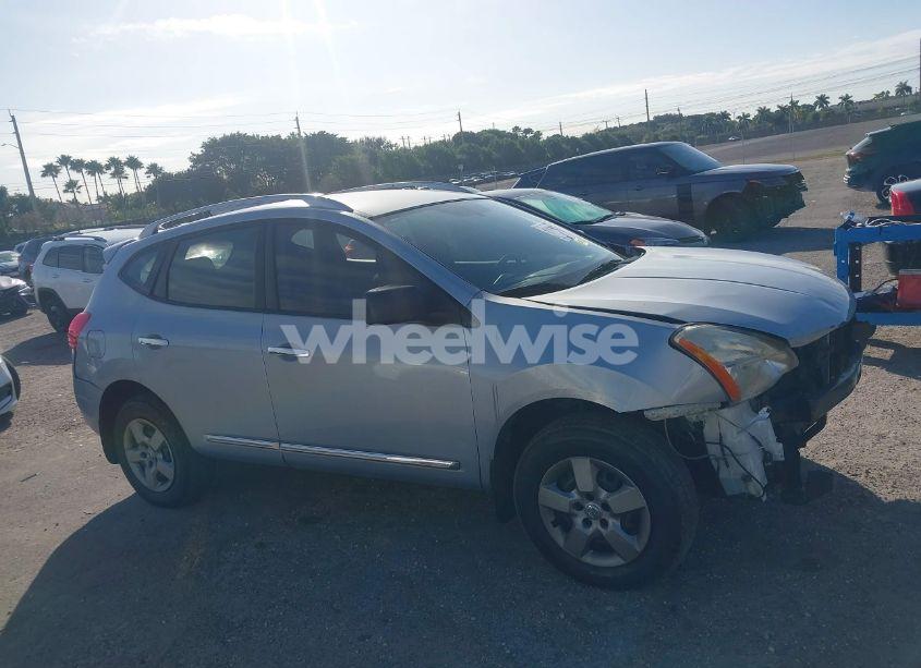 Photo 14 of 2014 Nissan Rogue SELECT S (VIN JN8AS5MVXEW204721)