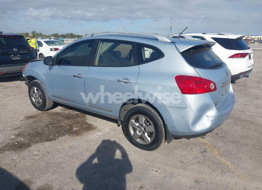 Photo 3 of 2014 Nissan Rogue SELECT S (VIN JN8AS5MVXEW204721)