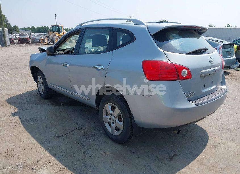 Photo 3 of 2015 Nissan Rogue SELECT S (VIN JN8AS5MVXFW250955)