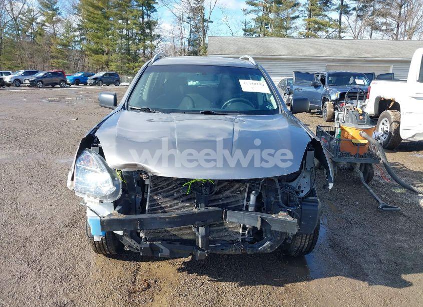 Photo 13 of 2015 Nissan Rogue SELECT S (VIN JN8AS5MVXFW251054)