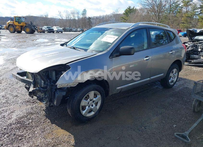 Photo 2 of 2015 Nissan Rogue SELECT S (VIN JN8AS5MVXFW251054)
