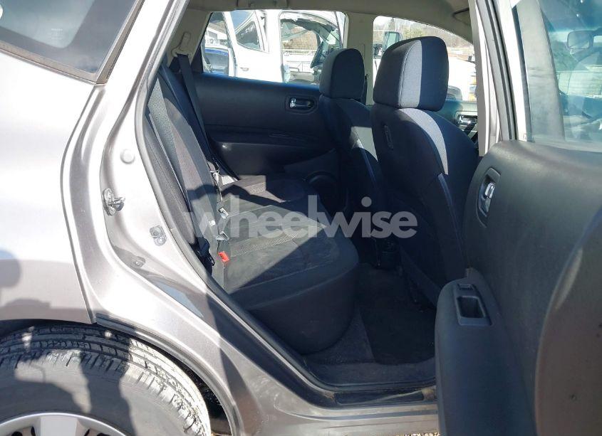 Photo 8 of 2015 Nissan Rogue SELECT S (VIN JN8AS5MVXFW251054)