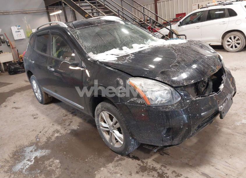 2015 Nissan Rogue SELECT S (VIN JN8AS5MVXFW251118) main photo