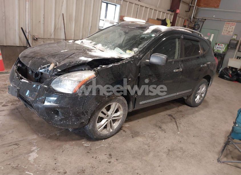 Photo 2 of 2015 Nissan Rogue SELECT S (VIN JN8AS5MVXFW251118)