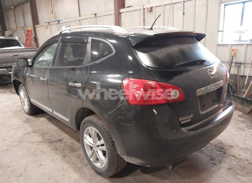 Photo 3 of 2015 Nissan Rogue SELECT S (VIN JN8AS5MVXFW251118)