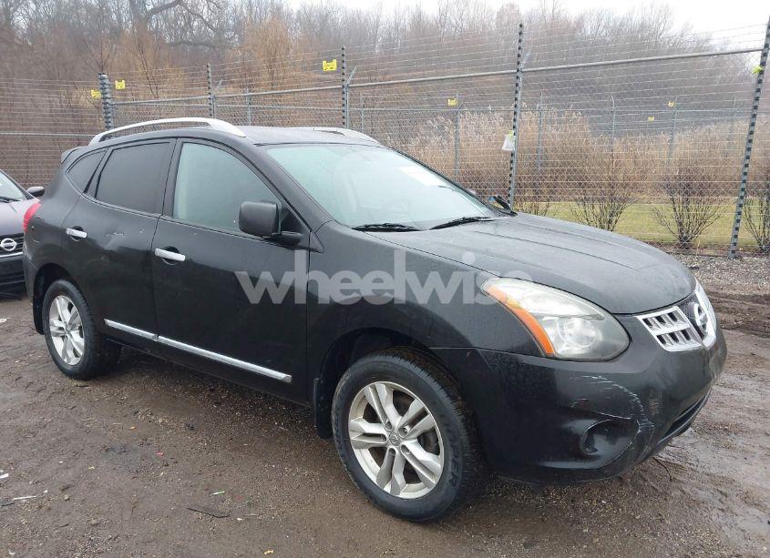 2015 Nissan Rogue SELECT S (VIN JN8AS5MVXFW253516) main photo