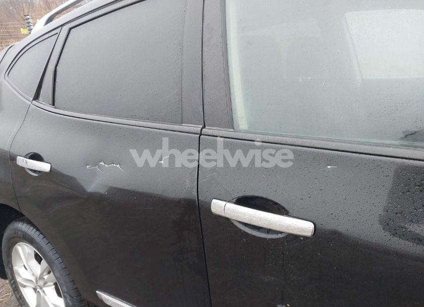 Photo 12 of 2015 Nissan Rogue SELECT S (VIN JN8AS5MVXFW253516)