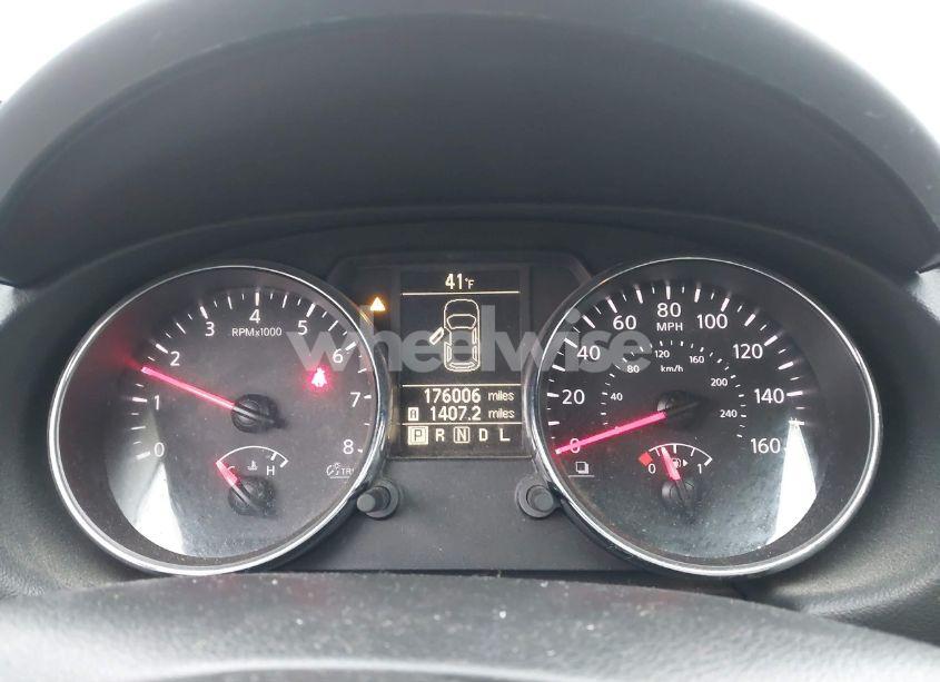 Photo 7 of 2015 Nissan Rogue SELECT S (VIN JN8AS5MVXFW253516)