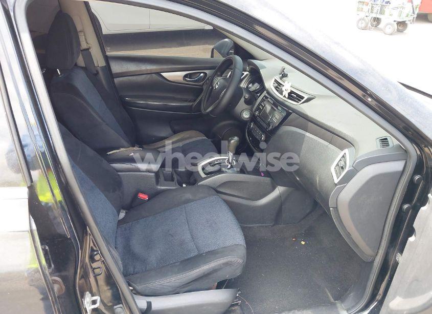 Photo 5 of 2016 Nissan Rogue S (VIN JN8AT2MT0GW011507)