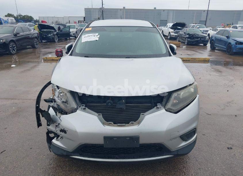 Photo 12 of 2016 Nissan Rogue S (VIN JN8AT2MT0GW024807)