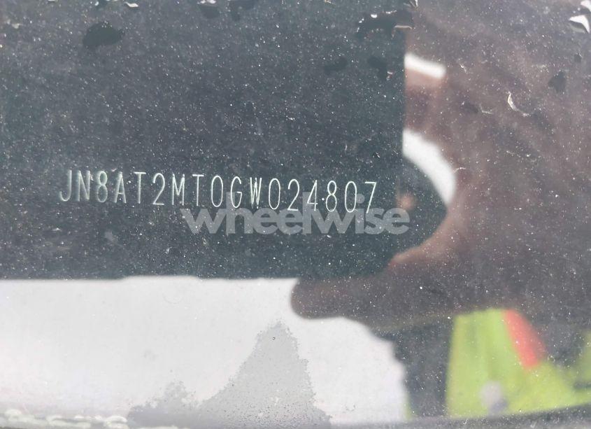 Photo 9 of 2016 Nissan Rogue S (VIN JN8AT2MT0GW024807)