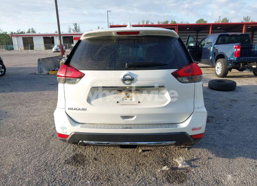 Photo 16 of 2017 Nissan Rogue S (VIN JN8AT2MT0HW137951)