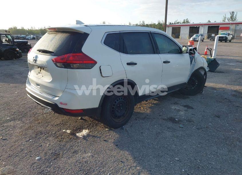 Photo 4 of 2017 Nissan Rogue S (VIN JN8AT2MT0HW137951)