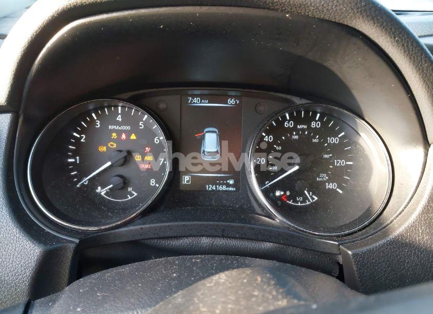 Photo 7 of 2017 Nissan Rogue S (VIN JN8AT2MT0HW137951)