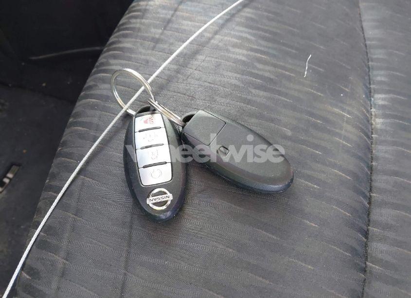 Photo 11 of 2017 Nissan Rogue SV (VIN JN8AT2MT0HW154538)