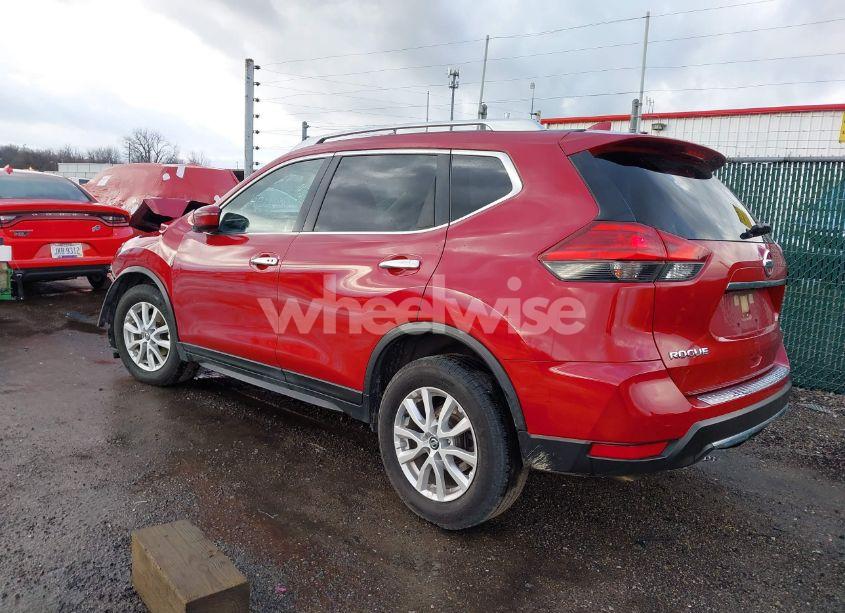 Photo 3 of 2017 Nissan Rogue SV (VIN JN8AT2MT0HW381468)
