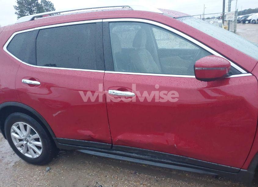 Photo 13 of 2017 Nissan Rogue SV (VIN JN8AT2MT0HW394107)