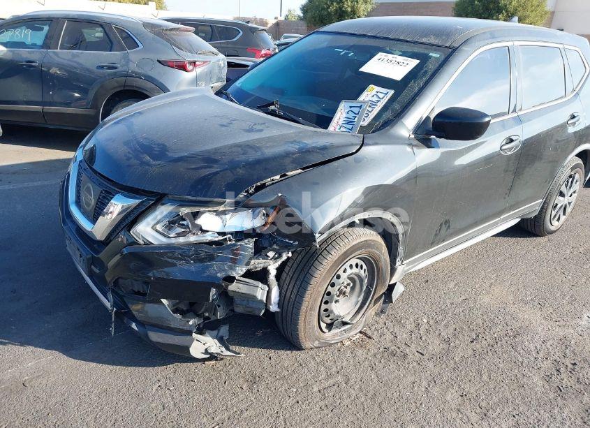 Photo 6 of 2017 Nissan Rogue S (VIN JN8AT2MT0HW403310)