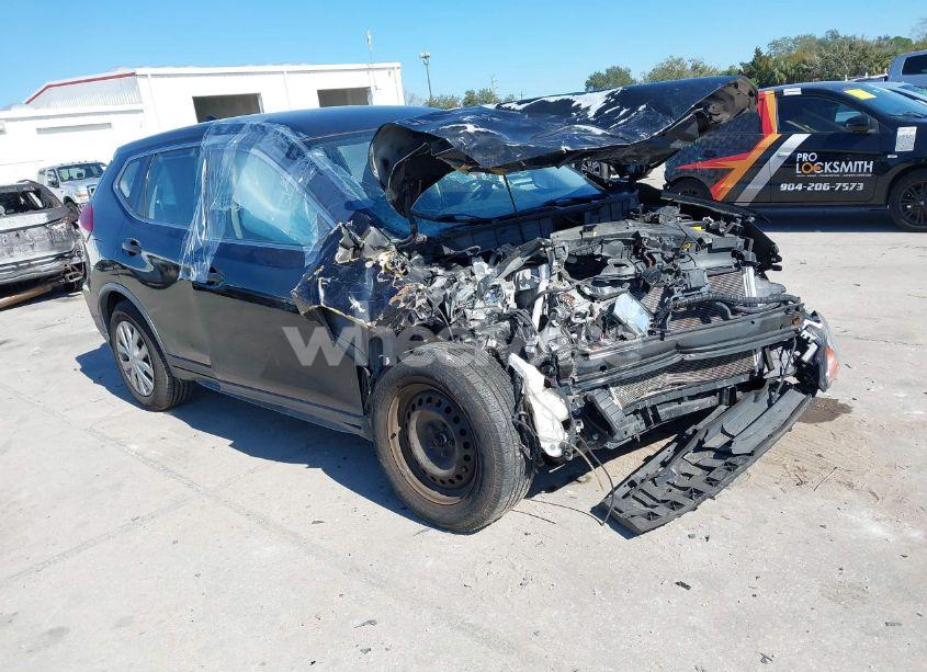 2017 Nissan Rogue S (VIN JN8AT2MT0HW405901) main photo